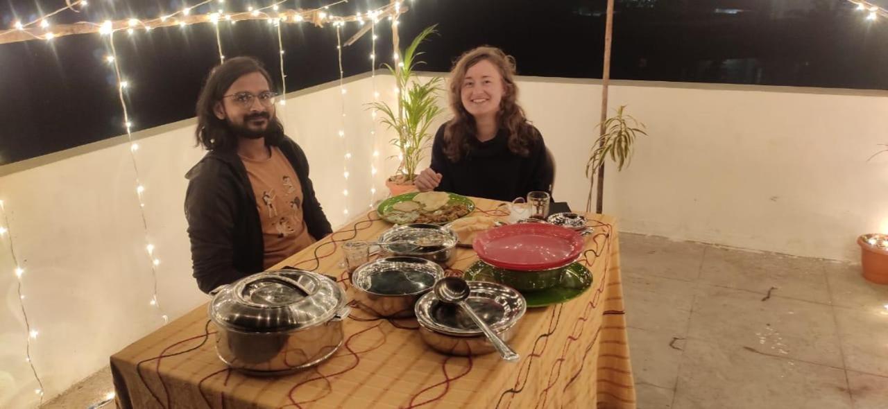 Veeru Homestay Hospet Extérieur photo