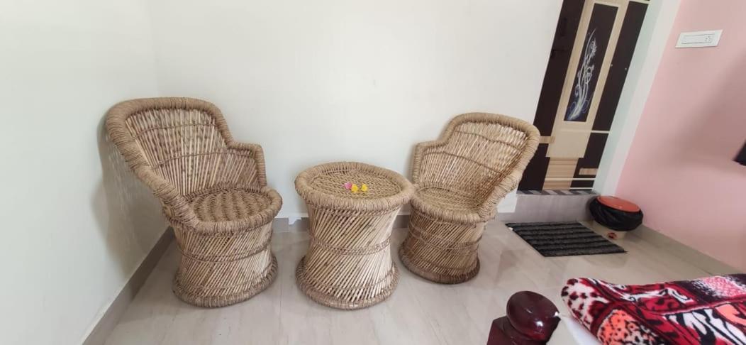 Veeru Homestay Hospet Extérieur photo