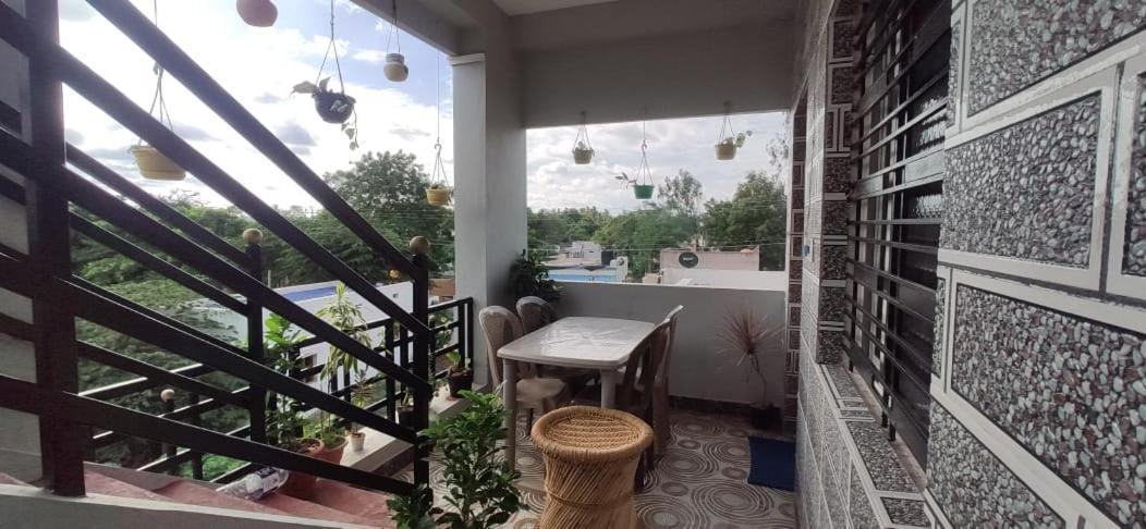 Veeru Homestay Hospet Extérieur photo